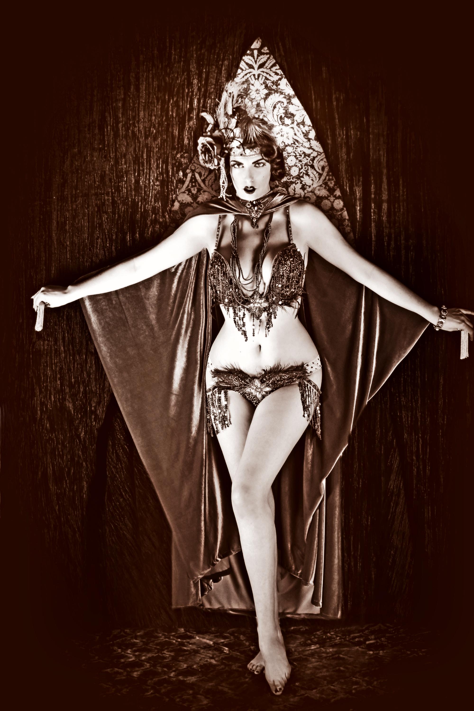 Prohibition Peepshow Burlesque Revue